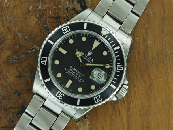 Front face of 1982 S/Steel Rolex Submariner ref 16800 transitional dial