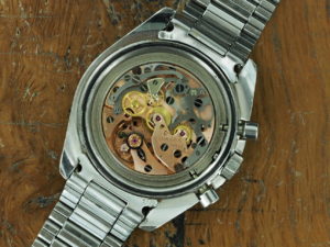Internals of S/Steel Omega tropical Speedmaster pre-moon 145022 69ST